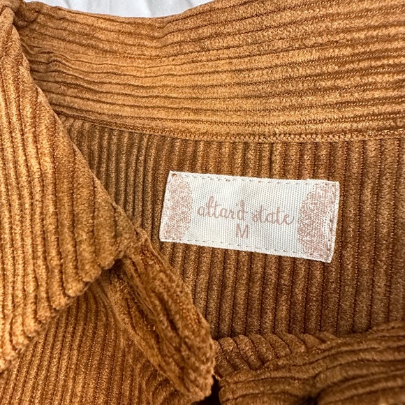 Corduroy feel Shacket Altar’d State size Medium - Picture 5 of 5